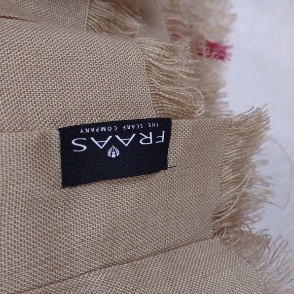 Fraas Lightweight Border Plaid Poncho,Color Camel. - Picture 4 of 13